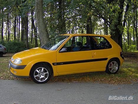 Citroën Saxo Vts - profil.. en tur i skoven billede 3