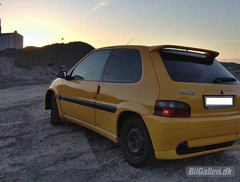 Citroën Saxo Vts - På havnen med solstrålen billede 5