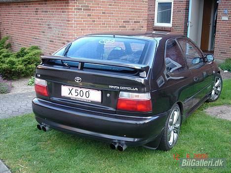 Toyota Corolla GSi  >> SOLGT << - Her ses det 2½" udstødning med dobbelt afgang i hver side billede 2