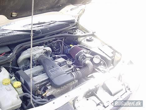 Ford Escort 1,6i 16V st. car - Mere motor... billede 11