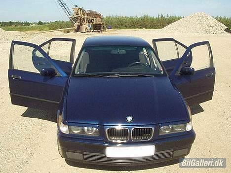 BMW 316i *DØD* billede 8