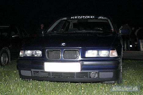 BMW 316i *DØD* billede 10