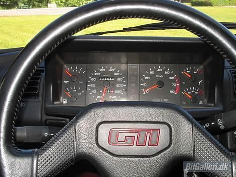 Peugeot 205 1,9 GTI DØD billede 7