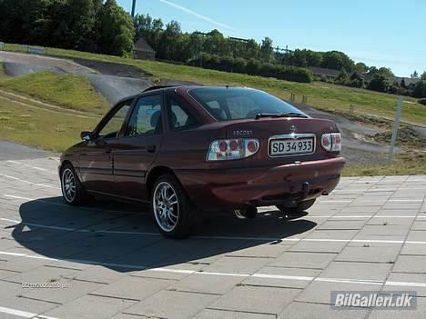 Ford Escort (SOLGT) billede 16