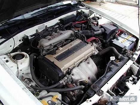 Mazda 626 2,0 Gt coupe (Solgt) billede 7