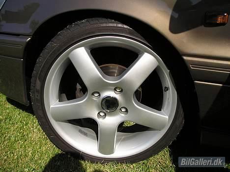 Mitsubishi Lancer GLXI  (Sælges) billede 5