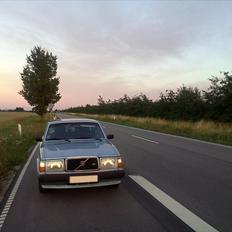 Volvo 244 GL 2.3