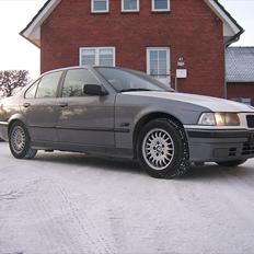 BMW E36 318i