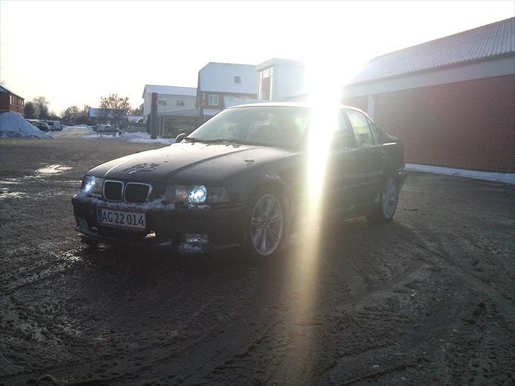 BMW E36 320 billede 2