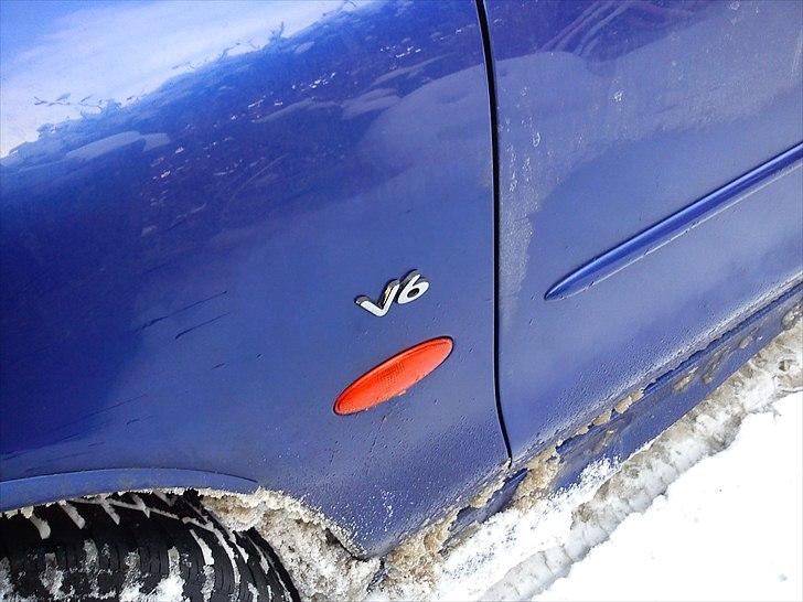 Ford mondeo st200(solgt) - symbolet der skal være på en v6´er men det fortæller ikke hele sandheden :-) billede 1