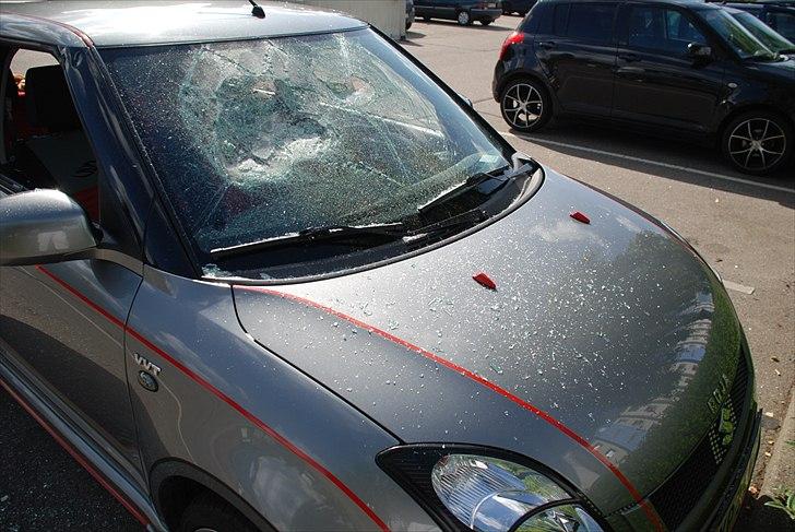 Peugeot 206 Projekt SOLGT - Nr. 1 Swift jeg havde før den blev gennem tæsket til døde.. billede 17