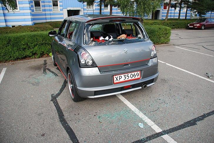 Peugeot 206 Projekt SOLGT - Nr. 1 Swift jeg havde før den blev gennem tæsket til døde.. billede 19