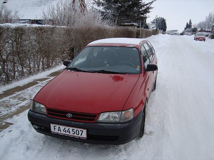 Toyota Carina E 1,6 sxi st.car billede 1