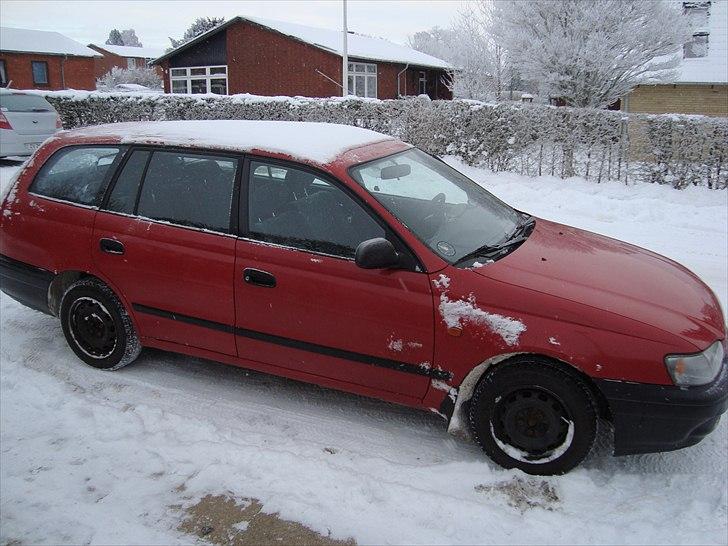 Toyota Carina E 1,6 sxi st.car billede 2