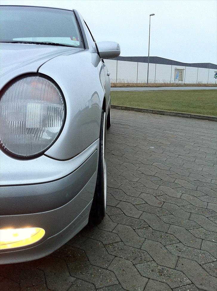 Mercedes Benz E220 CDI solgt billede 5