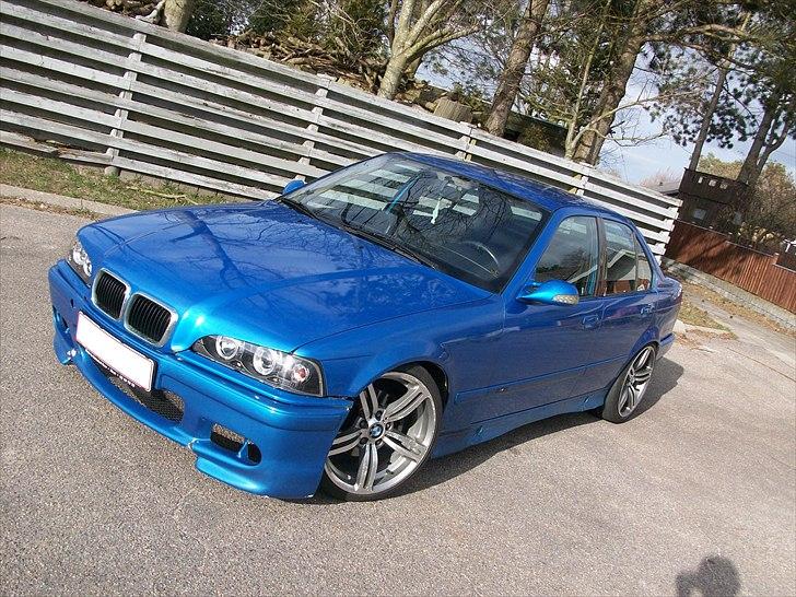 BMW 320i (323i) E36 SOLGT!!! billede 1