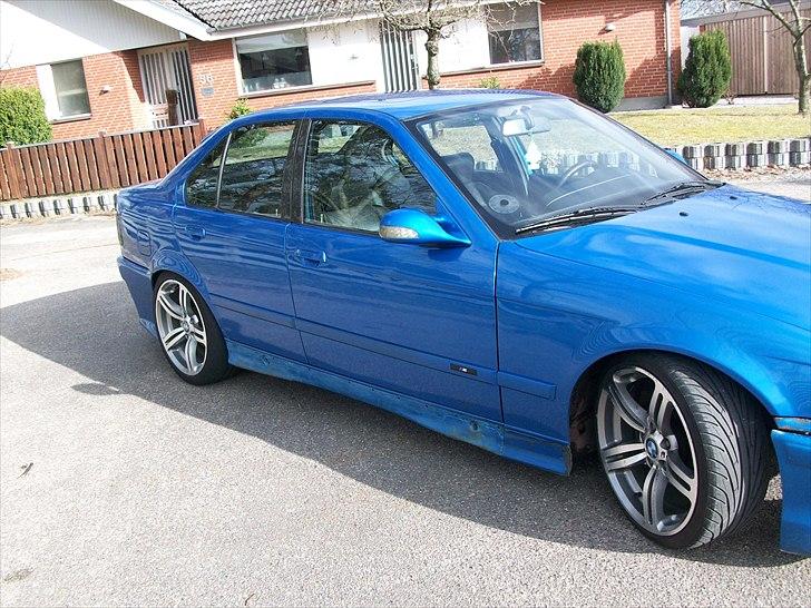 BMW 320i (323i) E36 SOLGT!!! billede 2