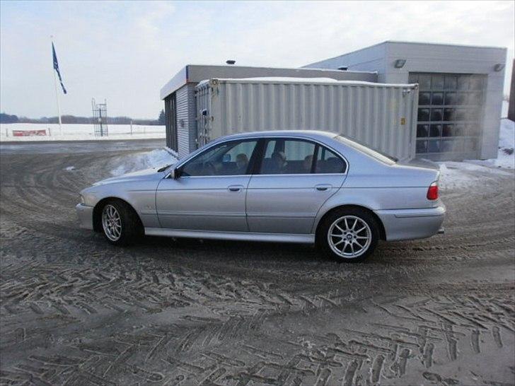 BMW E39 523I,SOLGT billede 17