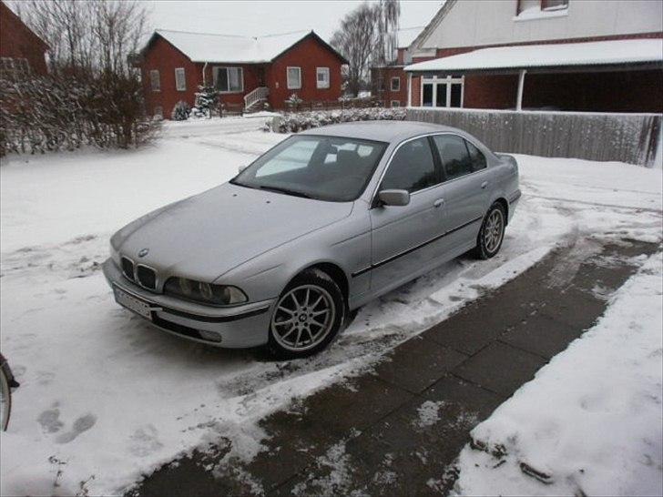 BMW E39 523I,SOLGT - sådan så den ud da jeg købte den,fuldstændig standard billede 18