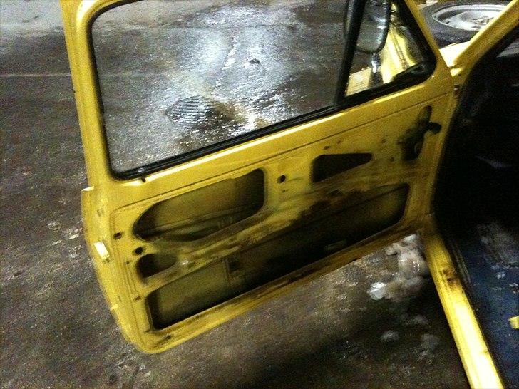 Fiat 127 b Fiorino stc. - Dørsiderne er også flyttet hjemmefra. billede 8