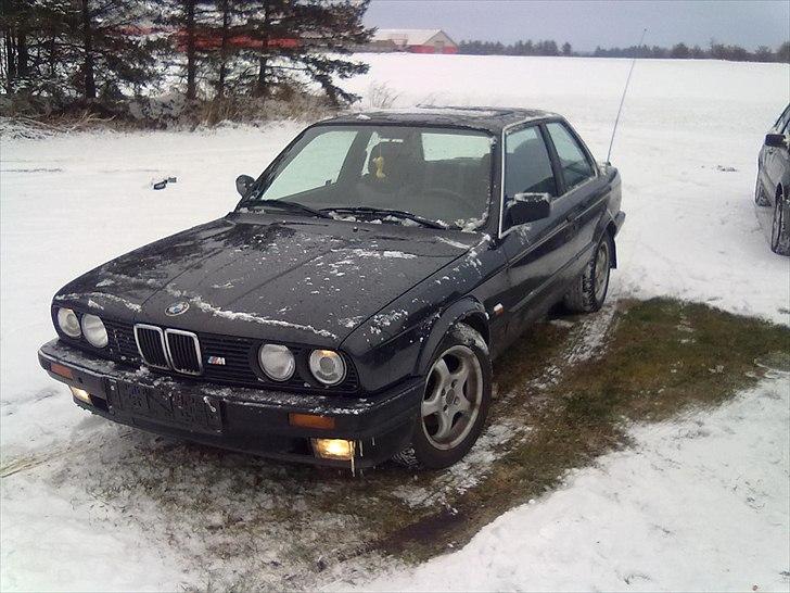 BMW 320I E30 billede 1