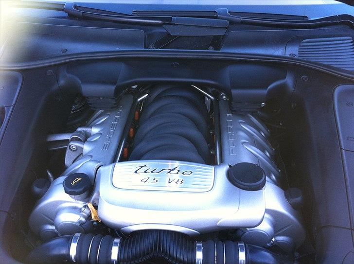 Porsche Cayenne Turbo / SOLGT billede 8