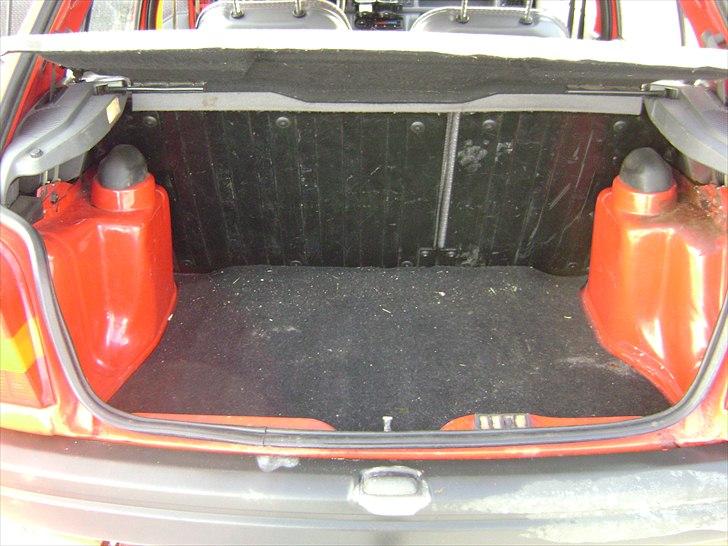 Ford fiesta 1.1 CL  solgt billede 3