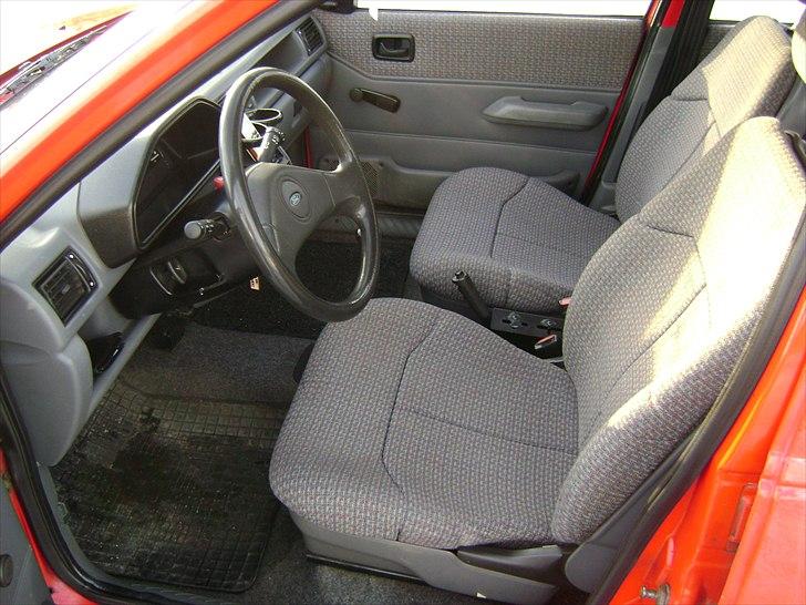 Ford fiesta 1.1 CL  solgt billede 5