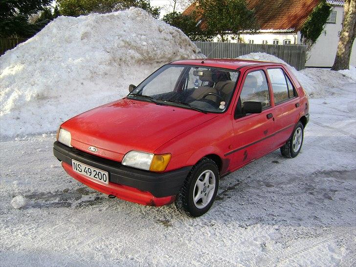 Ford fiesta 1.1 CL  solgt billede 19