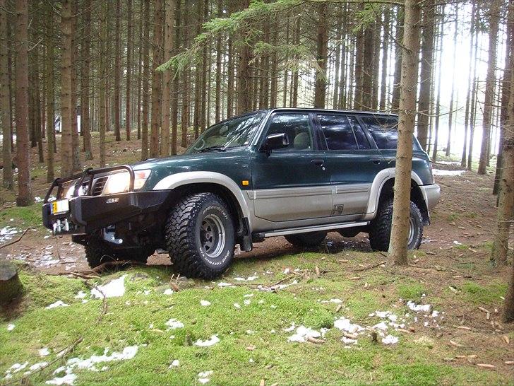 Nissan Patrol Y61 billede 3