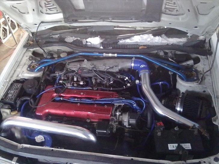 Nissan Pulsar GTI-R 4WD SOLGT billede 2