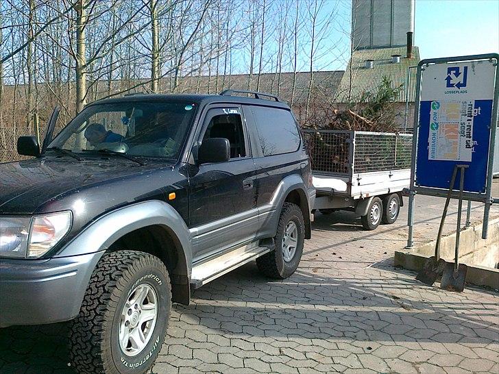 Toyota landcruiser gx 90 billede 17