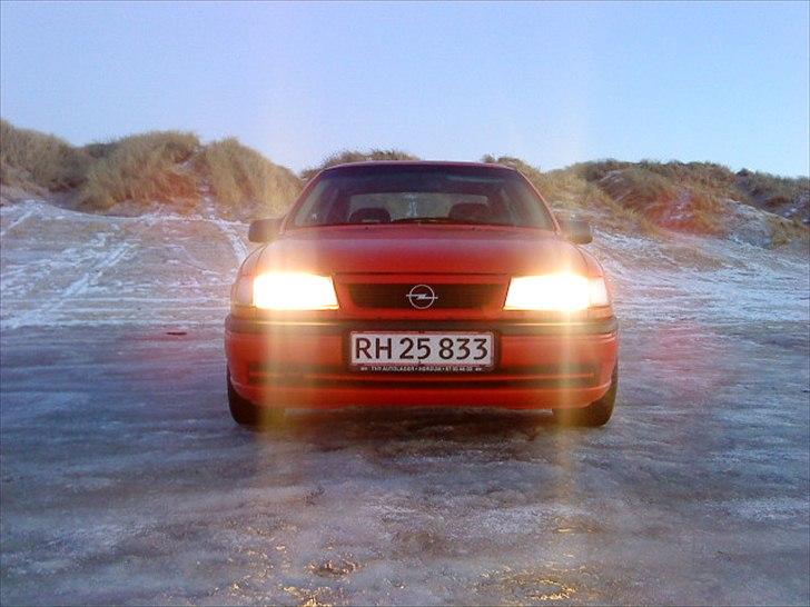 Opel Vectra (SOLGT) billede 1