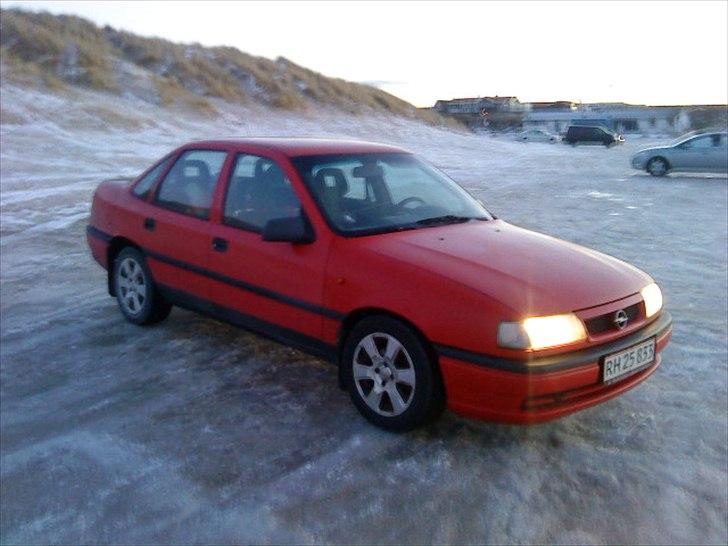 Opel Vectra (SOLGT) billede 8