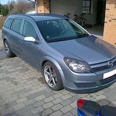 Opel Astra H 1,7 cdti (de gamles)