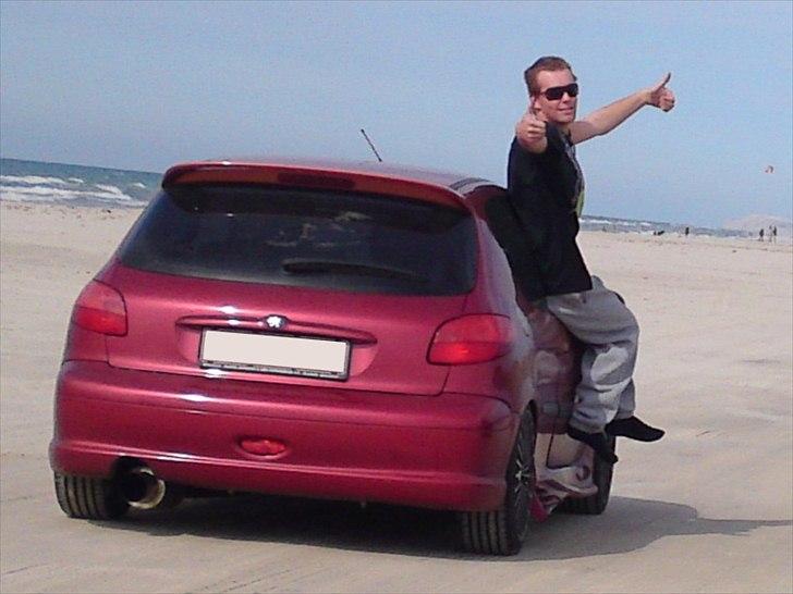 Peugeot 206 GTi "SOLGT" - Bette bror som sidder i karmen mens vi køre hen af Stranden :) billede 16
