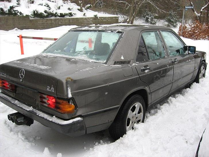 Mercedes Benz 190e 2,6 124w Solgt. billede 4
