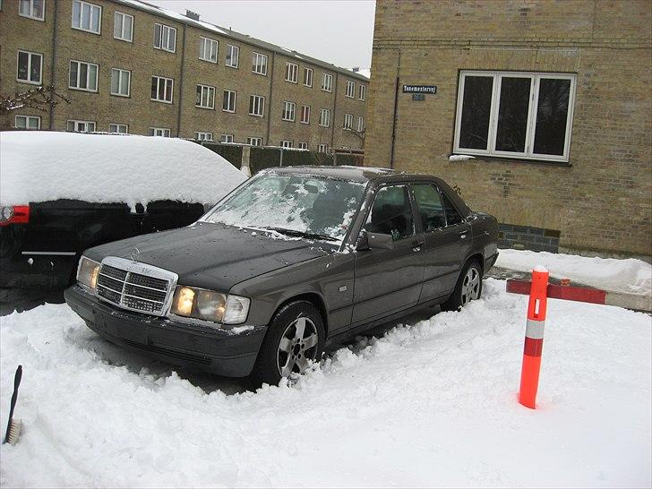 Mercedes Benz 190e 2,6 124w Solgt. billede 12