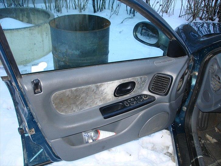 Renault laguna RT+SOLGT+ billede 9