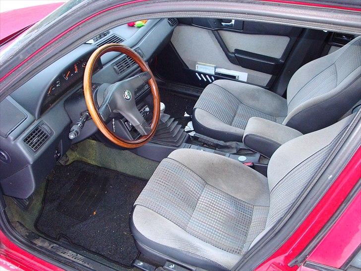 Alfa Romeo 155  v6 solgt - mangler lige en sort læder kabine. billede 6