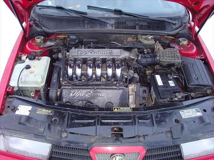 Alfa Romeo 155  v6 solgt - en sprød v6 og sprød lyd billede 9