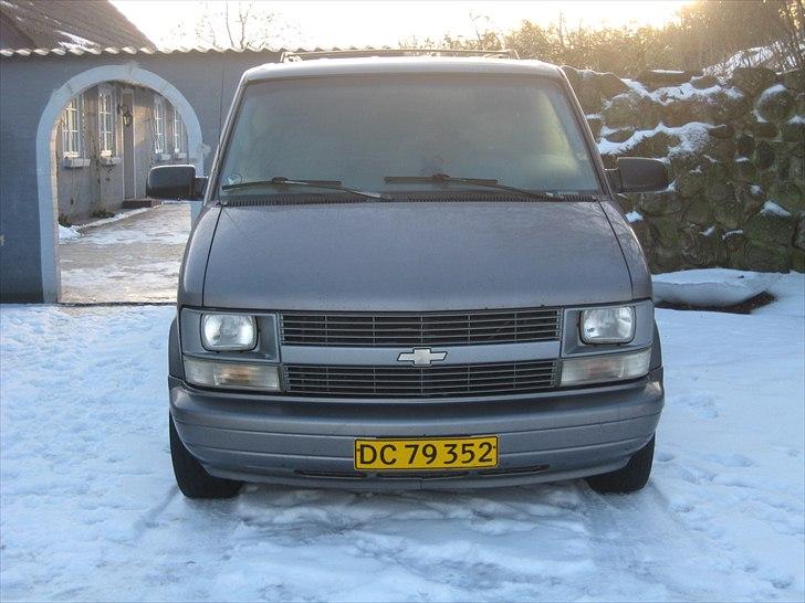 Chevrolet Astro van 4x4(SOLGT) billede 2