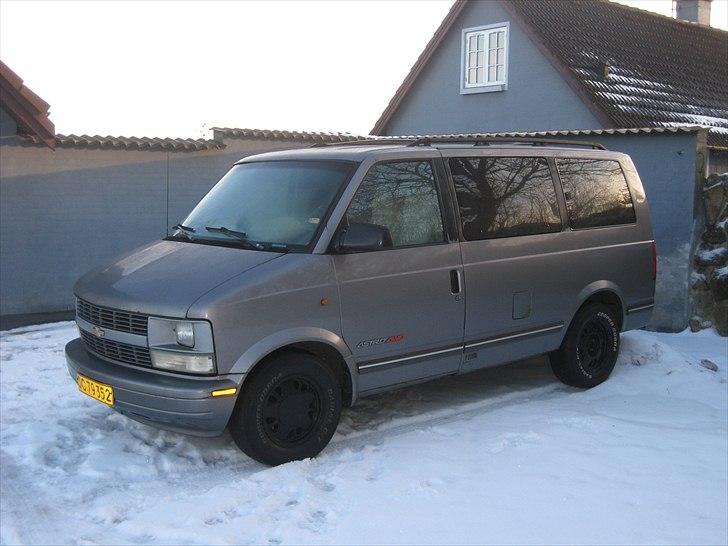 Chevrolet Astro van 4x4(SOLGT) billede 3