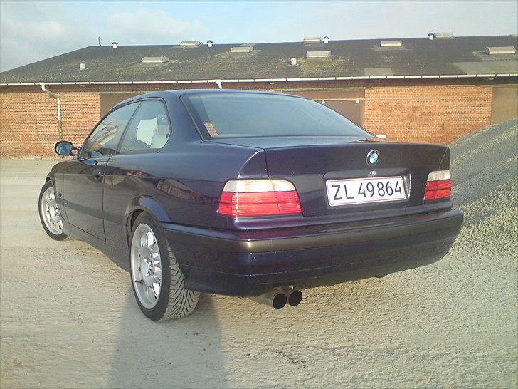 BMW 325I Coupe *** Solgt *** billede 4