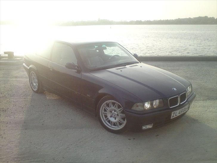 BMW 325I Coupe *** Solgt *** billede 8