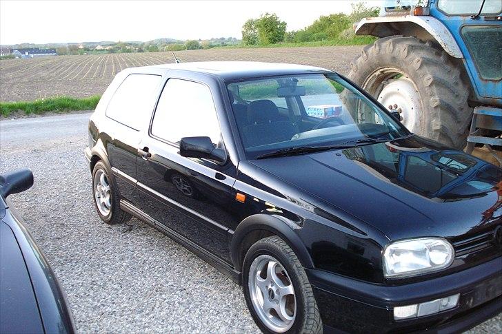 VW golf - bilen samme dag jeg hente den i hamburg billede 2