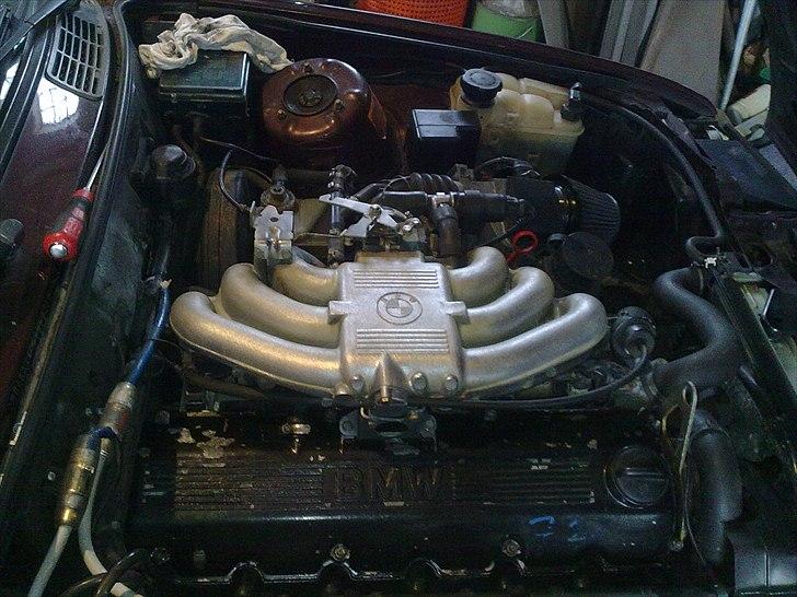 BMW E30 - solgt..  billede 8