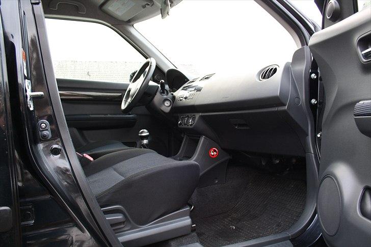 Suzuki Swift 1.3 GL-J billede 14