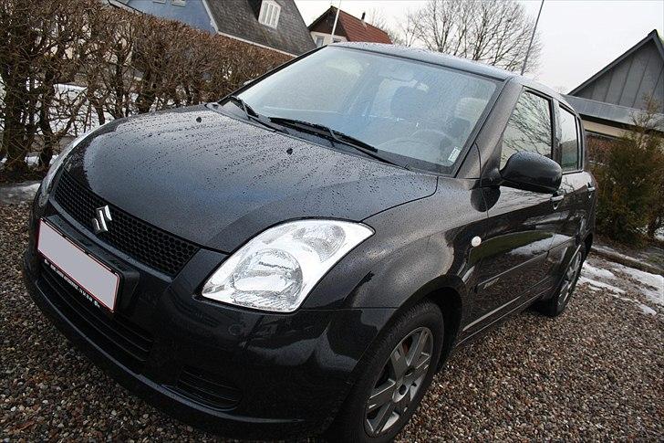 Suzuki Swift 1.3 GL-J billede 2