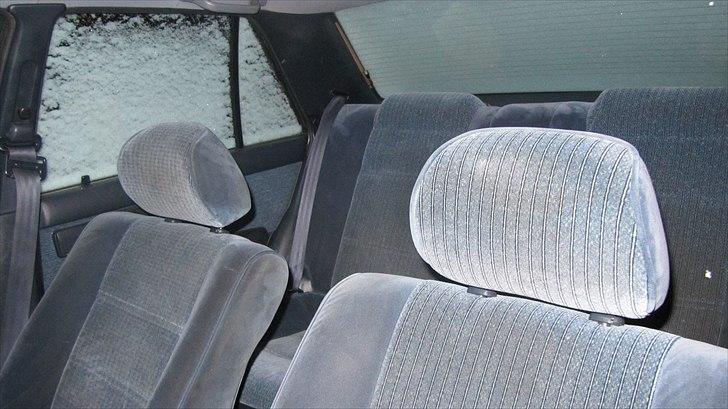 Toyota Carina II 1,6 GLI / SOLGT billede 10